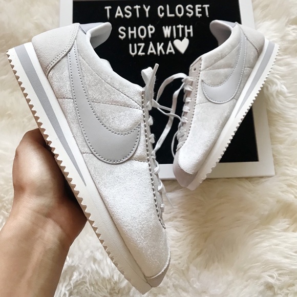 Nike classic velvet cortez se sneakers - Picture 3 of 7